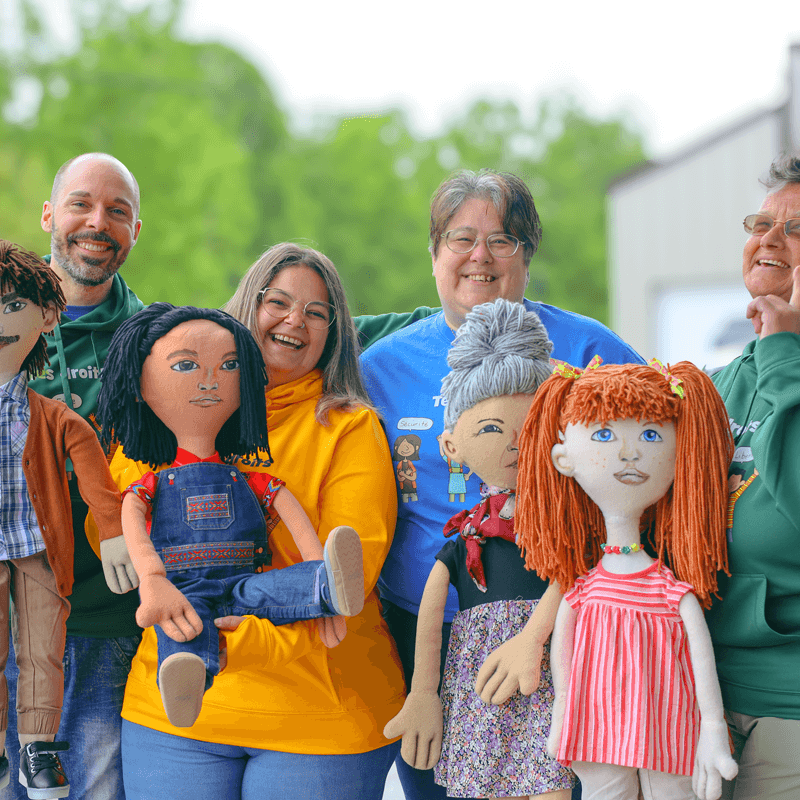 Equipe_Marionnettes_Shooting_CathLem_ete24 Equipe_Marionnettes_Shooting_CathLem_ete24